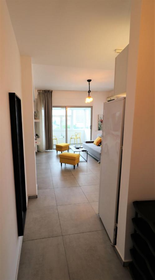 Serenity Heights Apartment: A Panoramic Haven Near Old Town - Free Minibar Bucarest Extérieur photo